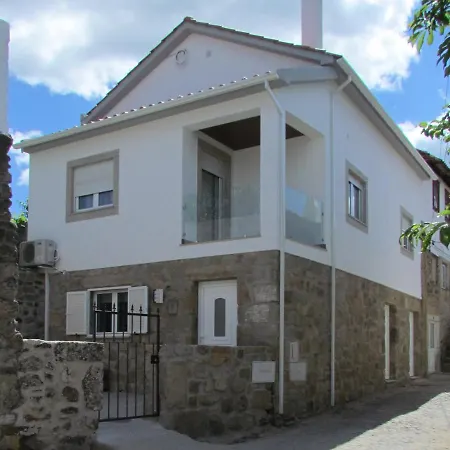 Casa Das Nacoes Donas Exterior photo
